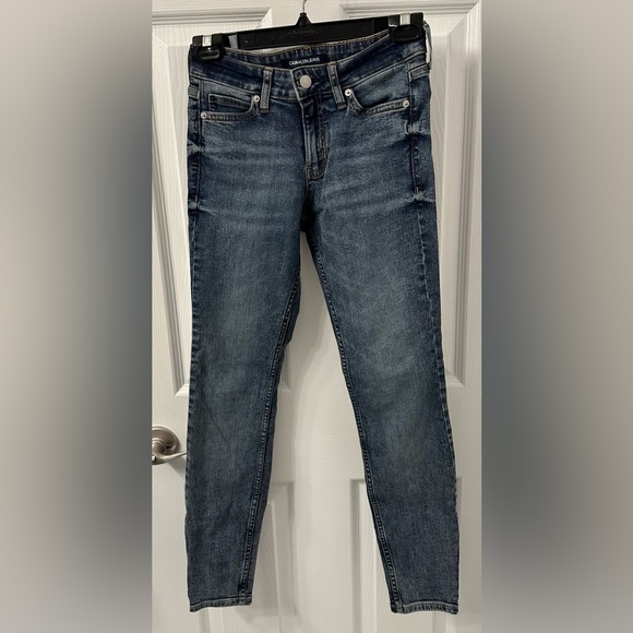 💙FINAL SALE💙 Vintage Calvin Klein High-Rise Slim Fit Jeans – Light Wash Size 25 - Picture 5 of 9